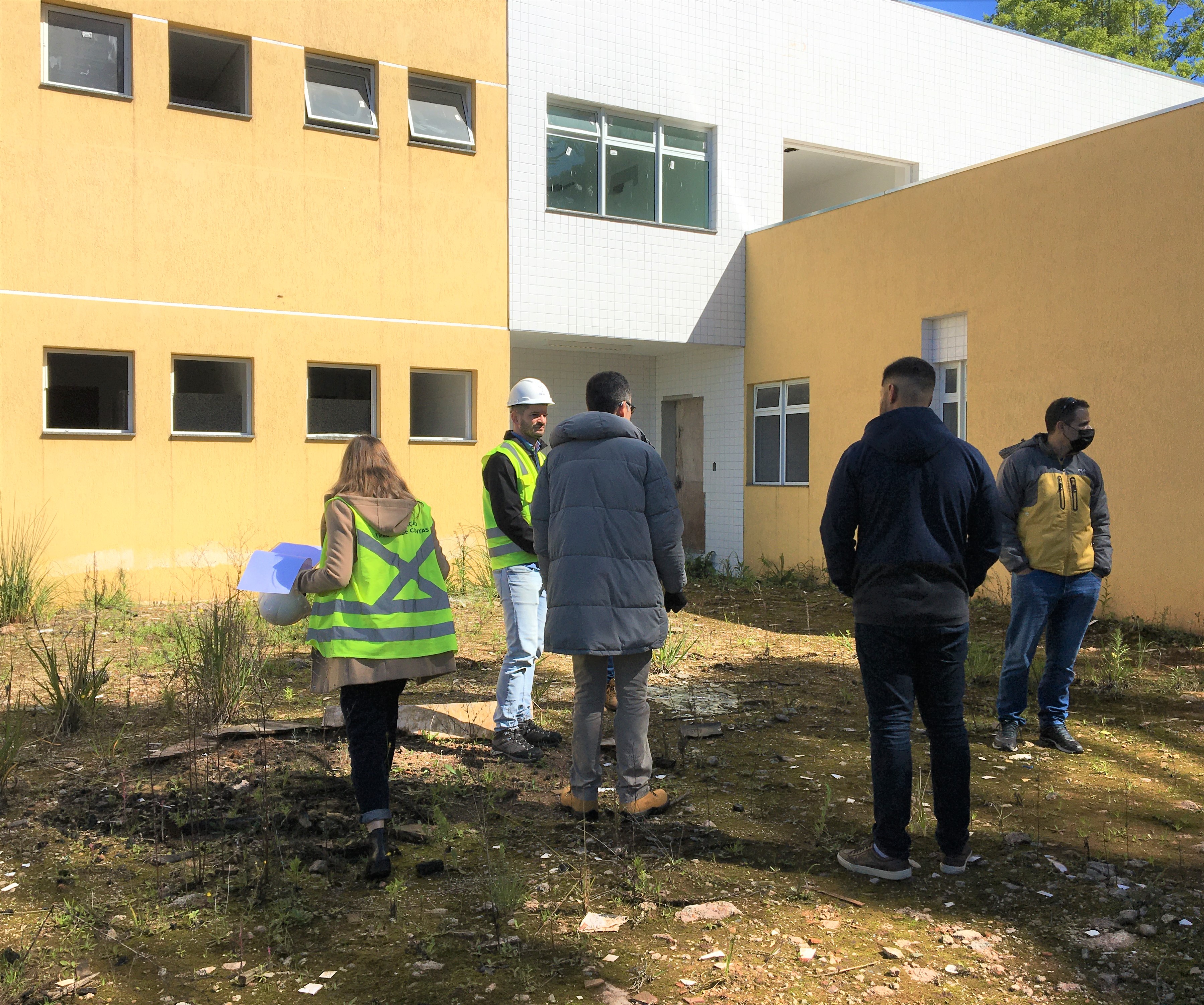 Servidores do TCE-PR fazem auditoria presencial nas obras da  Delegacia Cidadã da Polícia Civil de Colombo, construída por meio do Programa Paraná Seguro, cofinanciado com verba do Banco Interamericano de Desenvolvimento (BID). Foto: TCE-PR/Divulgação