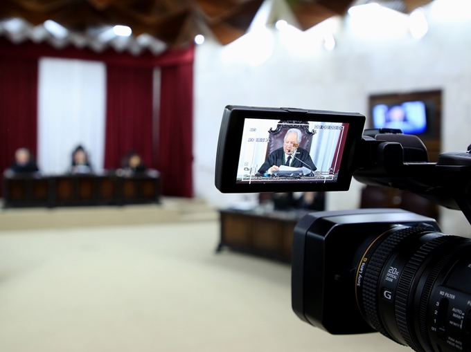 O presidente do TCE-PR, conselheiro Nestor Baptista, comanda sessão do Tribunal Pleno da corte. Foto: Wagner Araújo/Divulgação TCE-PR