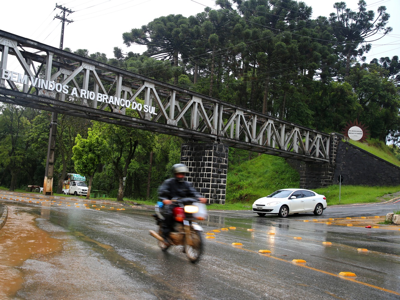 Acesso à sede urbana de Rio Branco do Sul, município da Região Metropolitana de Curitiba. Foto: Wagner Araújo/Divulgação TCE-PR