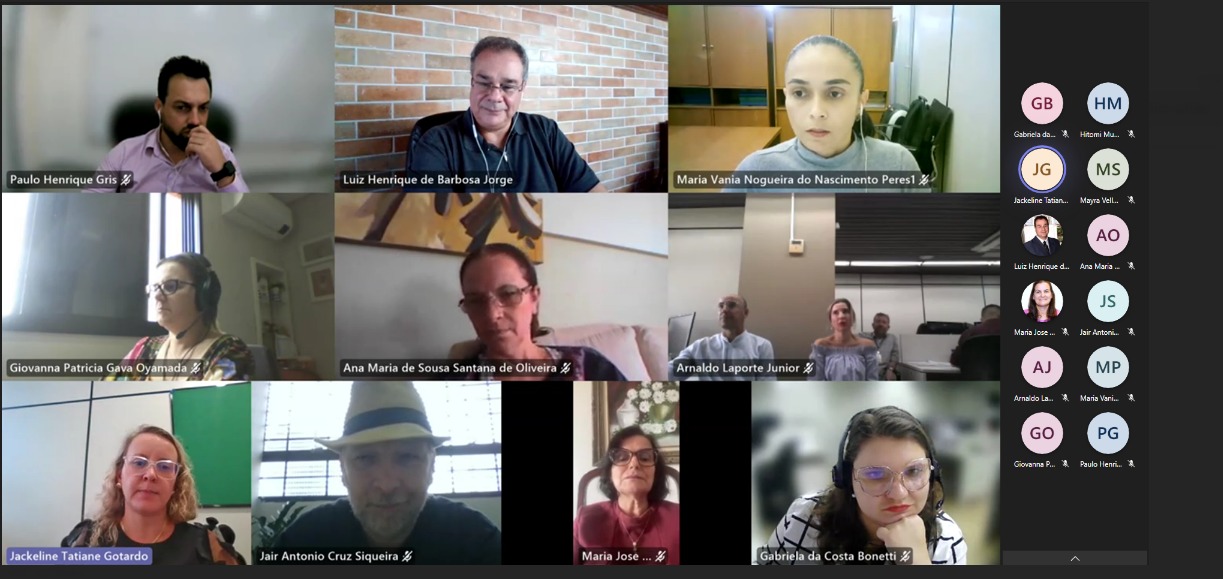 Reunião por videoconferência entre servidores do TCE-PR e professores da Universidade Estadual do Oeste do Paraná (Unioeste), relativa ao projeto Ver a Cidade, que integra alunos de Engenharia Civil na fiscalização de obras públicas.