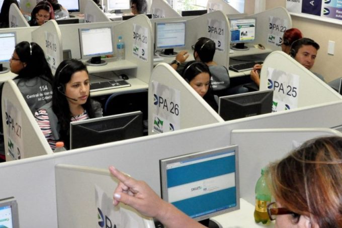 Central de atendimento telefônico do Departamento de Trânsito do Estado do Paraná (Detran-PR). Foto: Agência de Notícias do Paraná/Divulgação