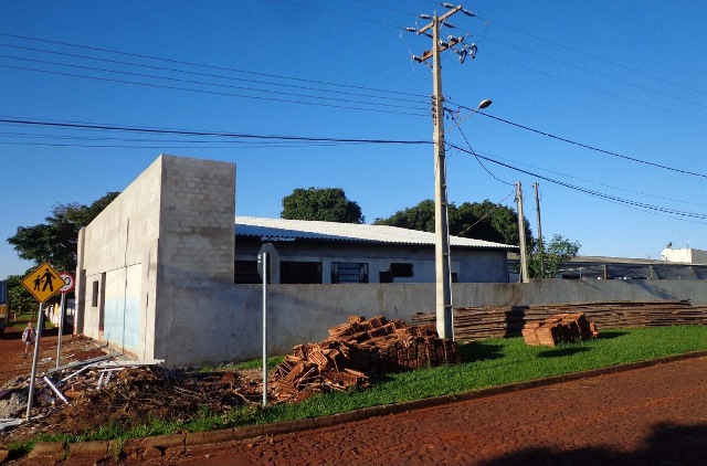 Construção da Creche Municipal da Vila Celeste, em Santa Helena, com obras paralisadas. Foto: Divulgação/TCE-PR