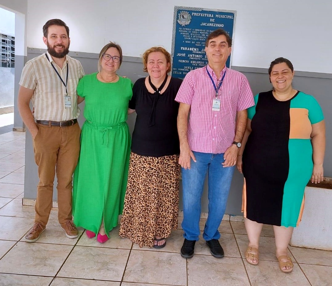 Servidores do TCE-PR e gestoras da Secretaria de Educação do Município de Jacarezinho, durante auditoria sobre o tema, que integra o Plano de Fiscalização 2024-2025 da Corte. Foto: TCE-PR