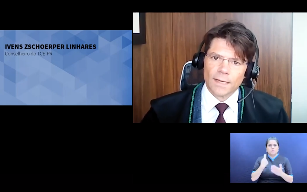 Conselheiro Ivens Linhares relata sua pauta em sessão virtual do Tribunal Pleno. Foto: Divulgação