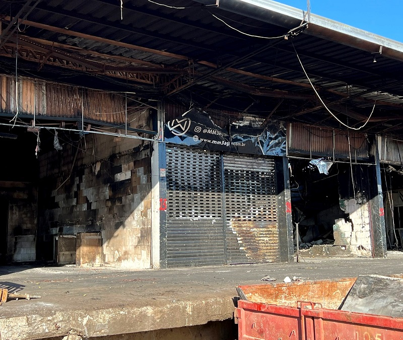 Danos causados por incêndio ocorrido no início de junho na unidade de Curitiba das Centrais de Abastecimento do Paraná S.A. (Ceasa-PR) Foto: TCE-PR