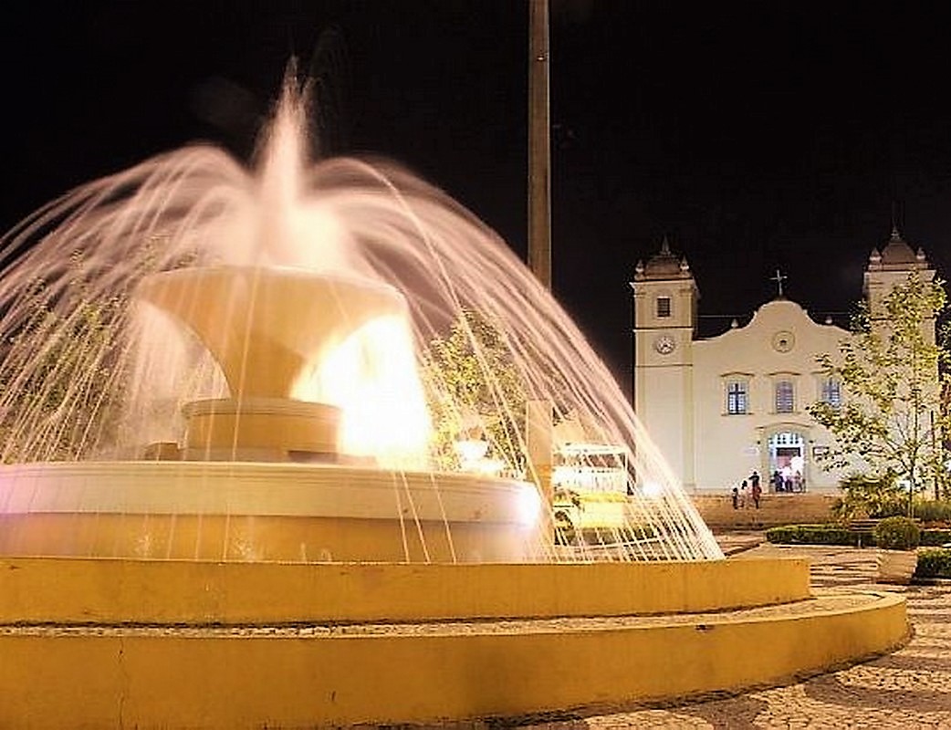 Praça da Igreja Matriz de Palmeira, município da Região dos Campos Gerais do Paraná. Foto: Divulgação