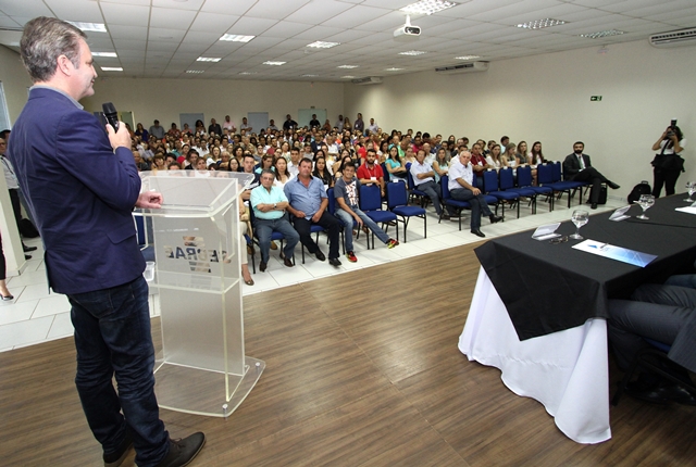 Em Maringá, curso Início de Mandato - Orientação aos Gestores Municipais foi realizado entre os dias 7 e 9 de fevereiro. Foto: Wagner Araújo/Divulgação TCE-PR