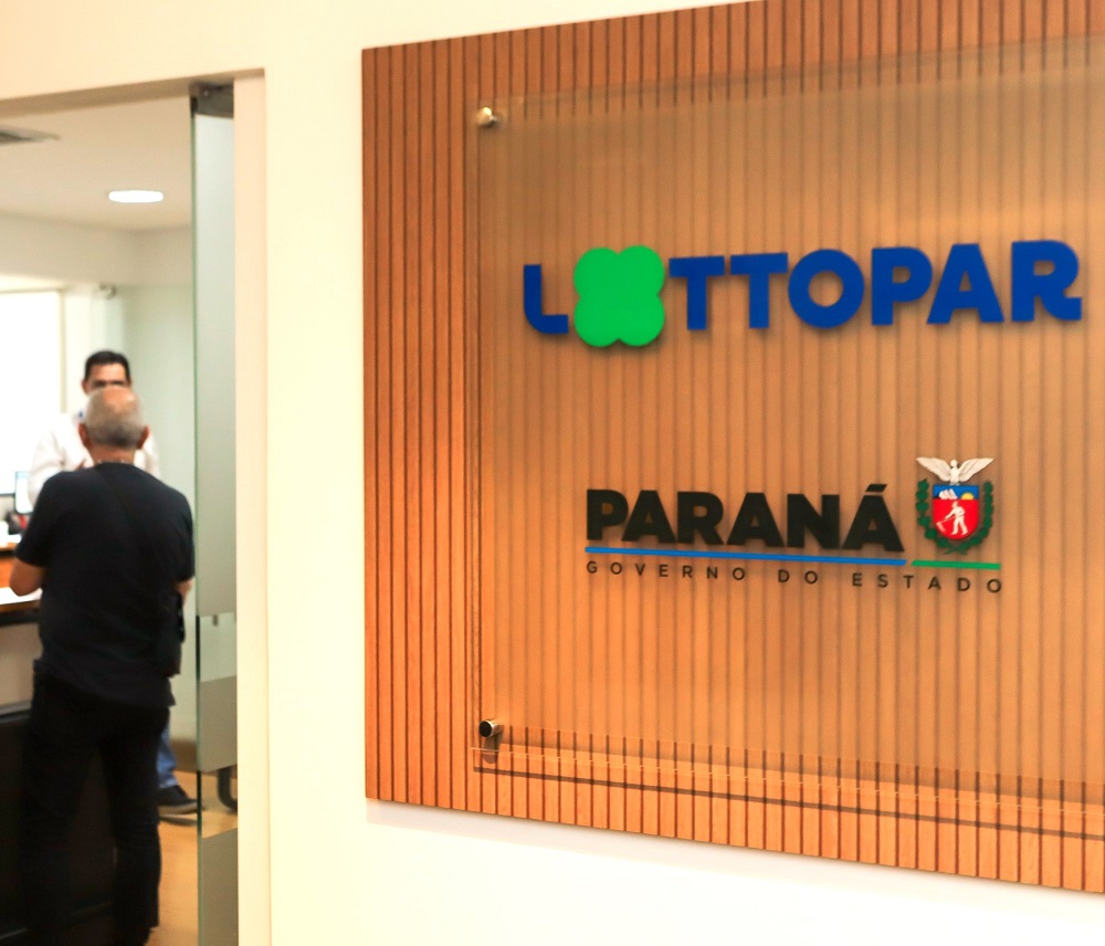 Sede da Loteria do Estado do Paraná (Lottopar), no Centro de em Curitiba. Foto: Roberto Dziura Junior/Agência Estadual de Notícias (AEN)