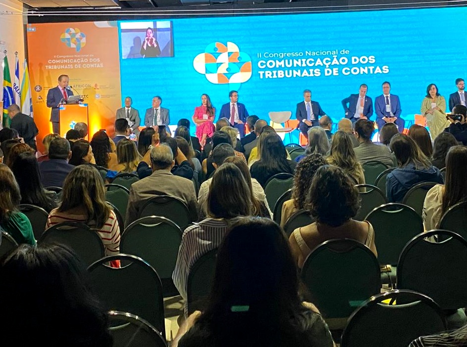 Abertura do 2º Congresso Nacional de Comunicação dos Tribunais de Contas, realizado em Vitória nos dias 4 e 5 de julho. Foto: TCE-ES