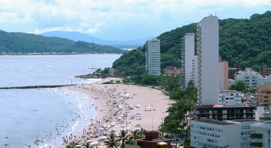 Vista aérea de Matinhos, município do Litoral paranaense. Foto: Divulgação