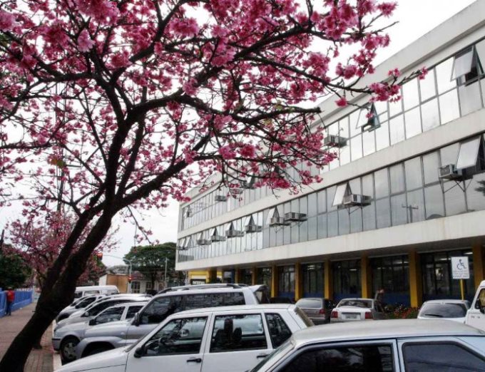 Sede da Prefeitura de Apucarana, município da região Norte do Paraná. Foto: Divulgação