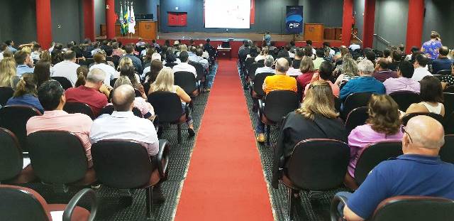 Curso realizado pela Escola de Gestão Pública do TCE-PR em Toledo, no Oeste do Estado. Foto: Divulgação/TCE-PR