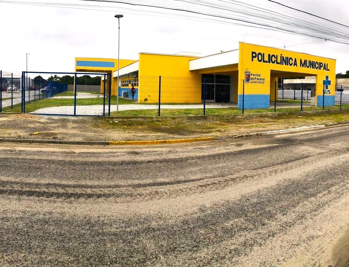 Prédio da Policlínica de Pontal do Paraná, obra incluída em fiscalização do TCE-PR, cuja execução tem o auxílio do Observatório Social de Matinhos. Foto: Divulgação/TCE-PR