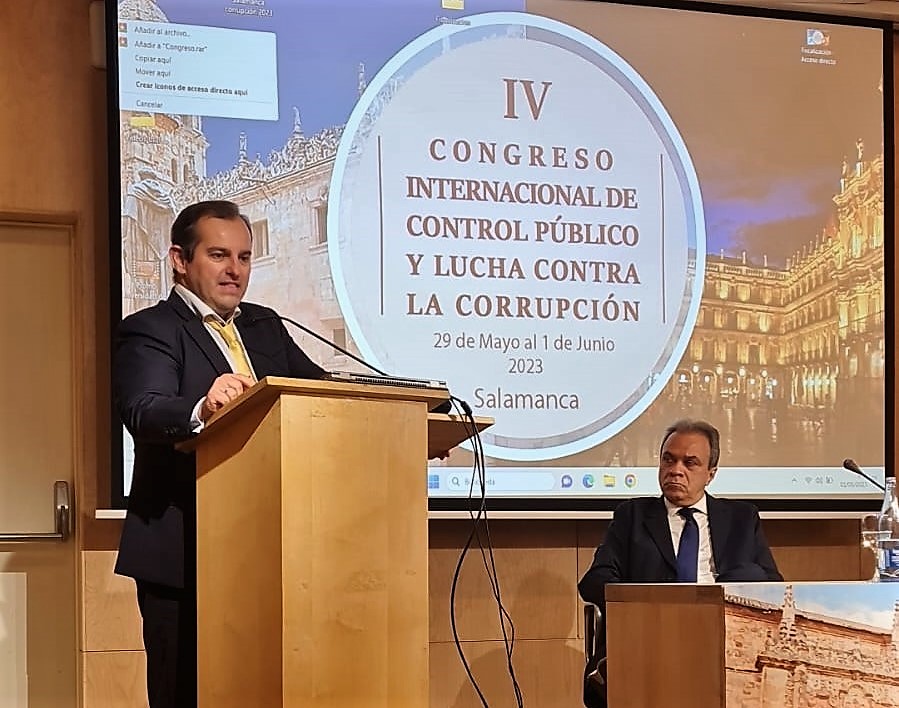 O conselheiro Ivan Bonilha ministra palestra no 4º Congresso Internacional de Controle e Luta Contra a Corrupção, realizado em Salamanca, na Espanha.  Foto: Divulgação