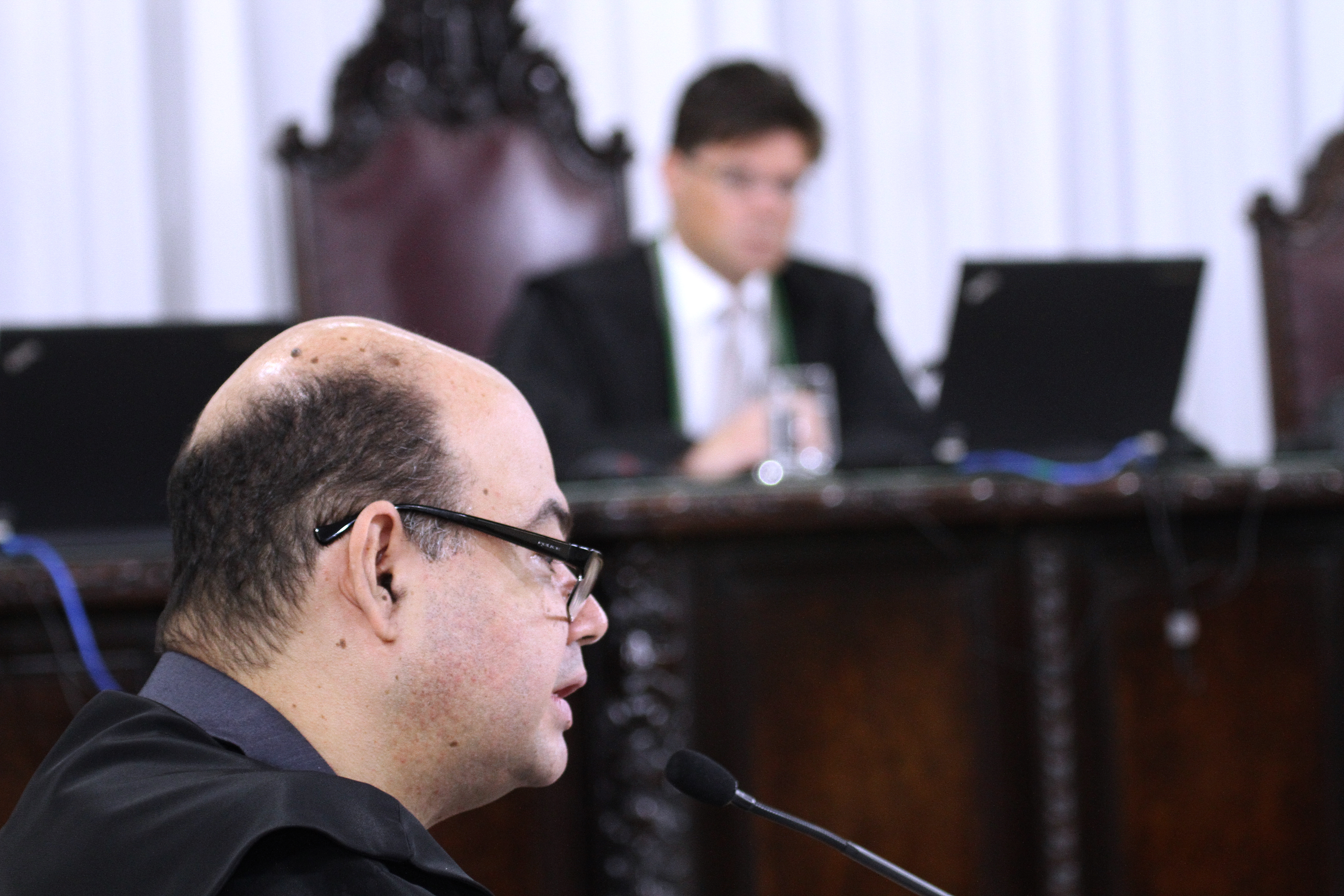 O auditor Sérgio Valadares Fonseca, em sessão da Segunda Câmara do TCE-PR. Foto: Wagner Araújo/Divulgação TCE-PR