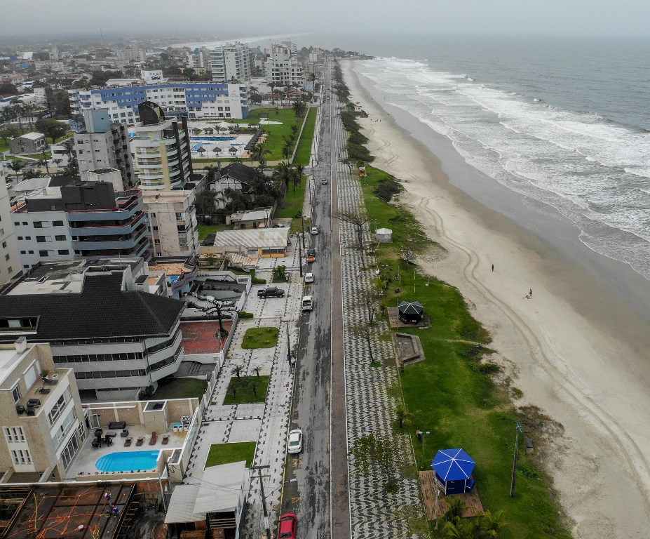 Praia de Caiobá, em Matinhos, município do Litoral do Paraná. Foto: Gilson Abreu/Agência Estadual de Notícias - Divulgação