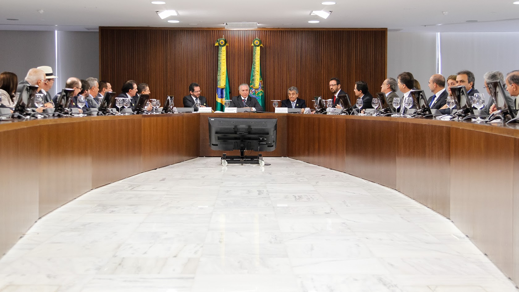 O presidente interino da República, Michel Temer, conversou sobre sua gestão com os presidentes de TCS Foto: Beto Barata/Divulgação-Presidência da República