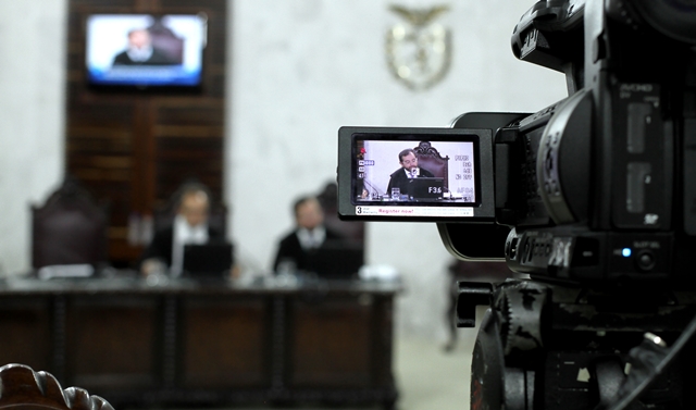 O conselheiro Ivan Bonilha relata processo em sessão da Segunda Câmara do TCE-PR. Foto: Wagner Araújo/Divulgação TCE-PR