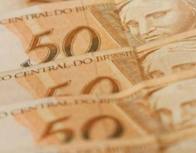 Fiscalizar a correta aplicação do dinheiro público é atribuição constitucional do TCE-PR.