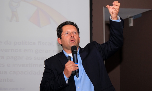 Paulo Feijó, servidor da STN responsável por grande parte das recentes mudanças na contabilidade pública brasileira. Foto: Patrick Mateussi Contador/Divulgação TCE-PR
