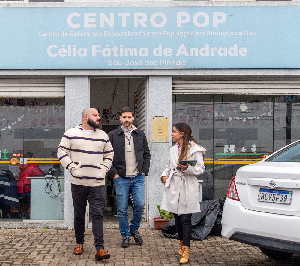 Servidores da Coordenadoria de Auditorias (CAUD) do Tribunal de Contas do Estado do Paraná (TCE-PR) estiveram em São José dos Pinhais nesta quarta-feira (2 de julho) para realização fiscalização a respeito das políticas públicas municipais a respeito da população de rua local