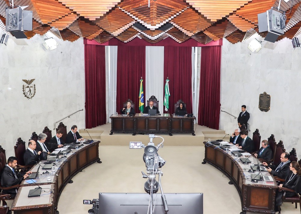 Sessão extraordinária do Tribunal Pleno, na qual foi votado Parecer Prévio relativo às contas de 2022 do governador do Paraná. Foto: Fabiano Contador/Divulgação TCE-PR
