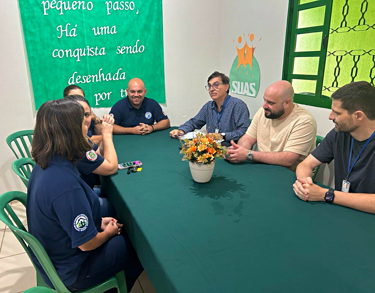 Servidores do TCE-PR durante a realização de auditoria na área da Assistência Social, trabalho que integra o Plano de Fiscalização (PAF) 2024-2025. Foto: TCE-PR/Divulgação