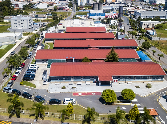 Hospital e Maternidade Municipal Nossa Senhora da Luz, mantida pelo Município de Pinhais (Região Metropolitana de Curitiba) Foto: Prefeitura de Pinhais/Divulgação