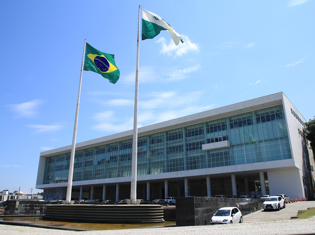 Palácio Iguaçu, sede do Governo do Estado do Paraná, localizado no bairro Centro Cívico, em Curitiba. Foto: Wagner Araújo/Divulgação TCE-PR