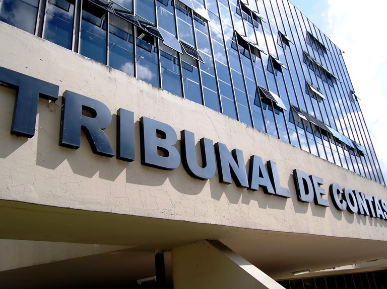 Edifício Anexo do Tribunal de Contas do Estado do Paraná (TCEPR), no bairro Centro Cívico, em Curitiba. Foto: Wagner Araújo/Divulgação TCE-PR