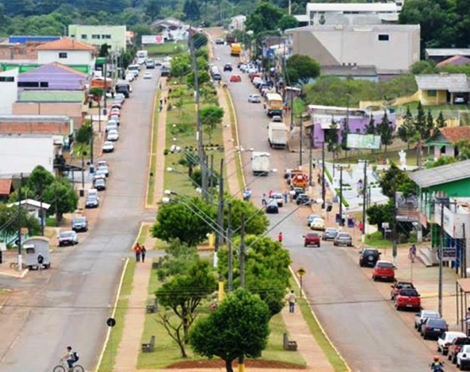 Vista de avenida de Turvo, município da Região Central do Paraná. Foto: Divulgação
