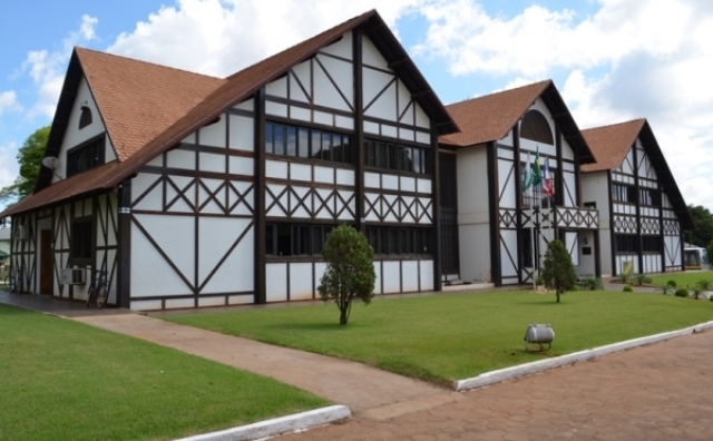 Prefeitura de Quatro Pontes, município do Extremo-Oeste do Paraná. Foto: Divulgação