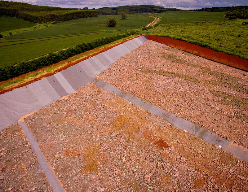Área da Central de Tratamento de Resíduos (CTR) de Londrina, administrada pela Companhia Municipal de Trânsito e Urbanização (CMTU). Foto: Prefeitura de Londrina/Divulgação