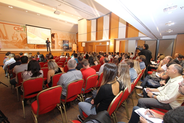 Auditório do CRC em Curitiba, no último dia 17 de março, durante o curso sobre a Prestação de Contas Anual - 2016