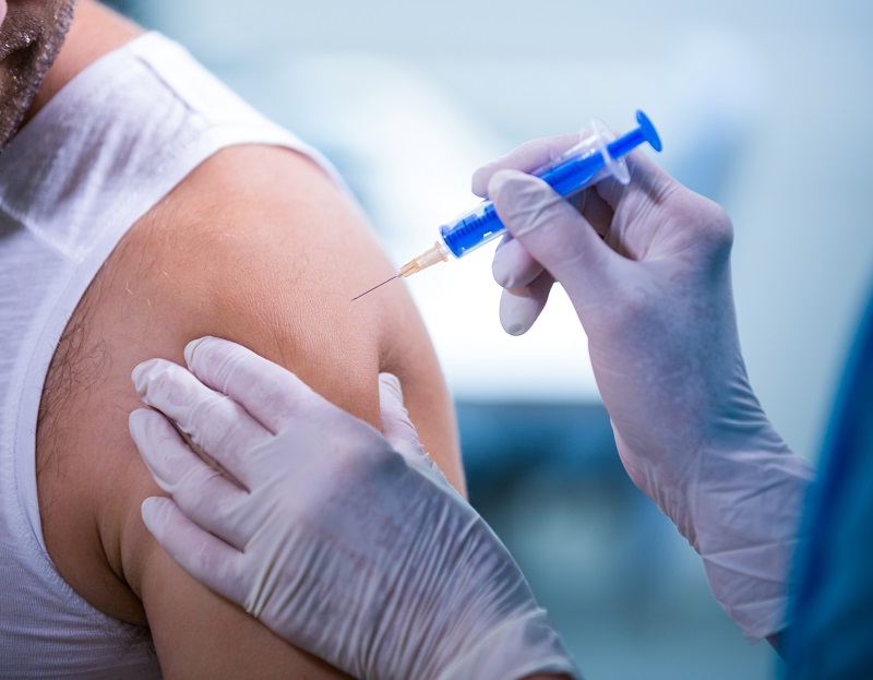 Aplicação de vacina no sistema público de saúde. Foto: Divulgação